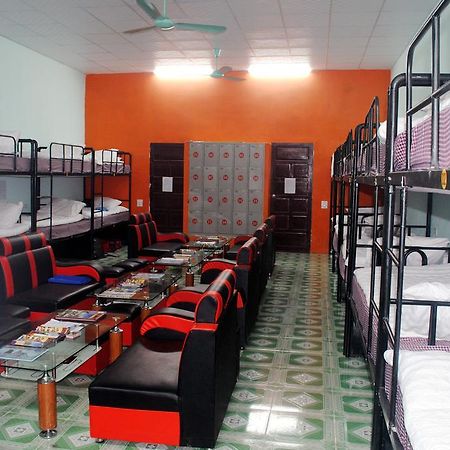 Phong Nha Backpacker Hostel Exterior photo