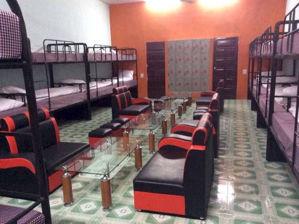 Phong Nha Backpacker Hostel Exterior photo
